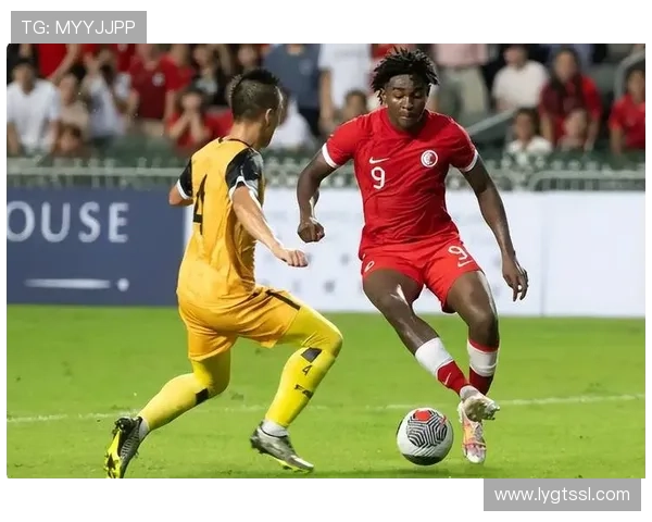 黑人足球明星精彩进球集锦视频展现非凡技艺与激情瞬间